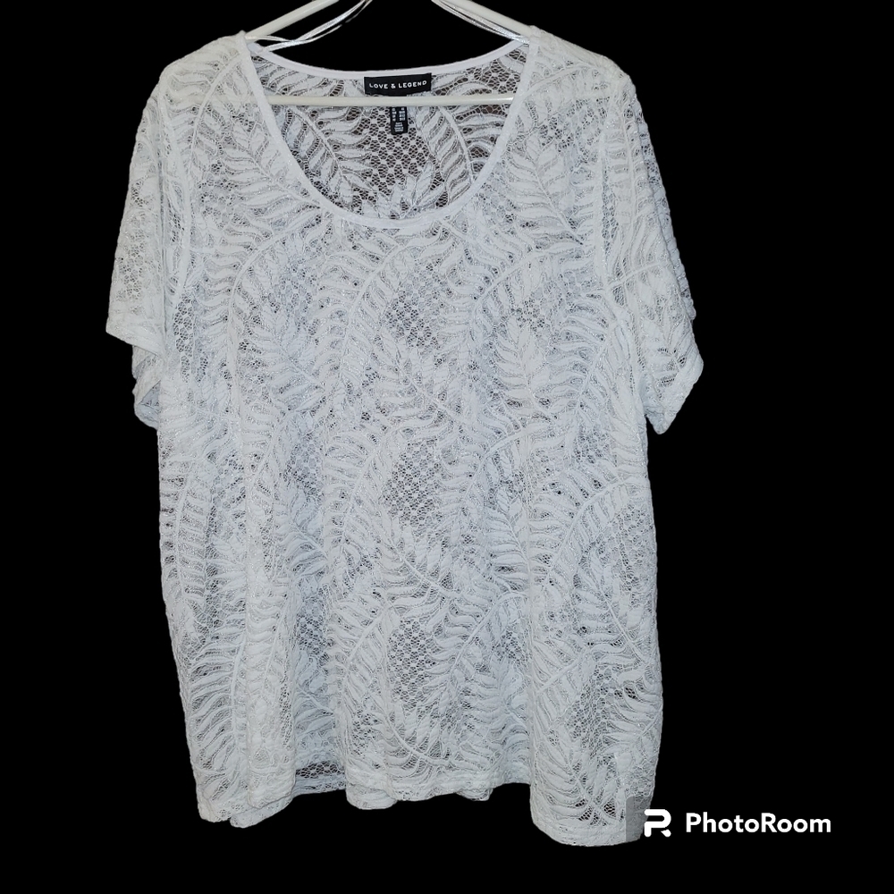 + Love & Legend white open weave leaf motif round neck short sleeve top